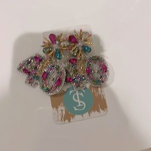 TS 40 earrings NEW